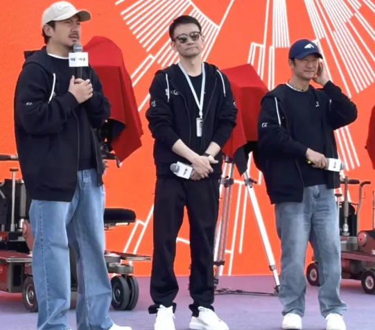 小Q助手下载官网：沈腾加盟流浪地球3引发期待，观众盼望漫长等待后的震撼上映