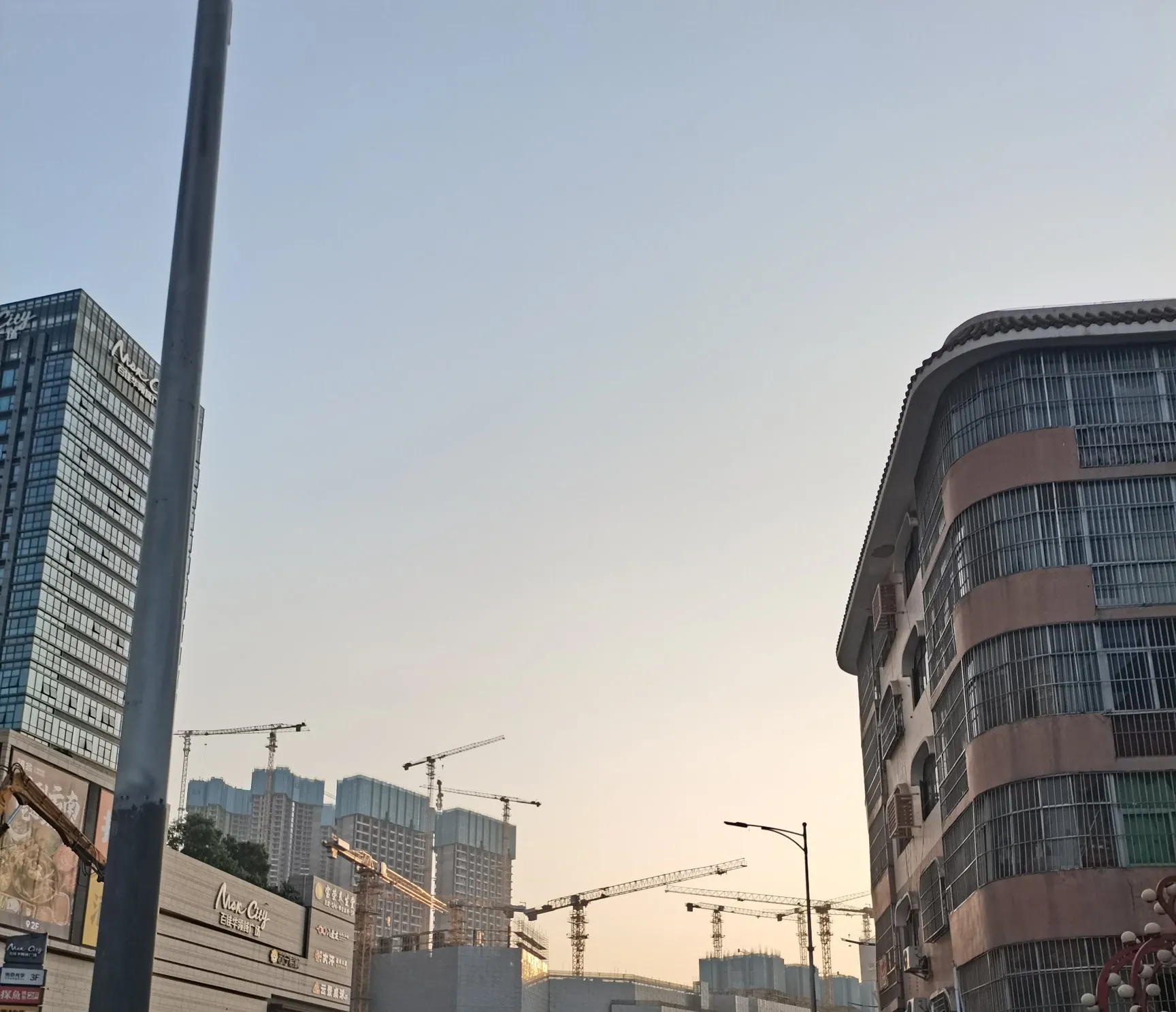 小评评助手拼多多：建材行业的短期生意，如何判断行业周期与盈利能力