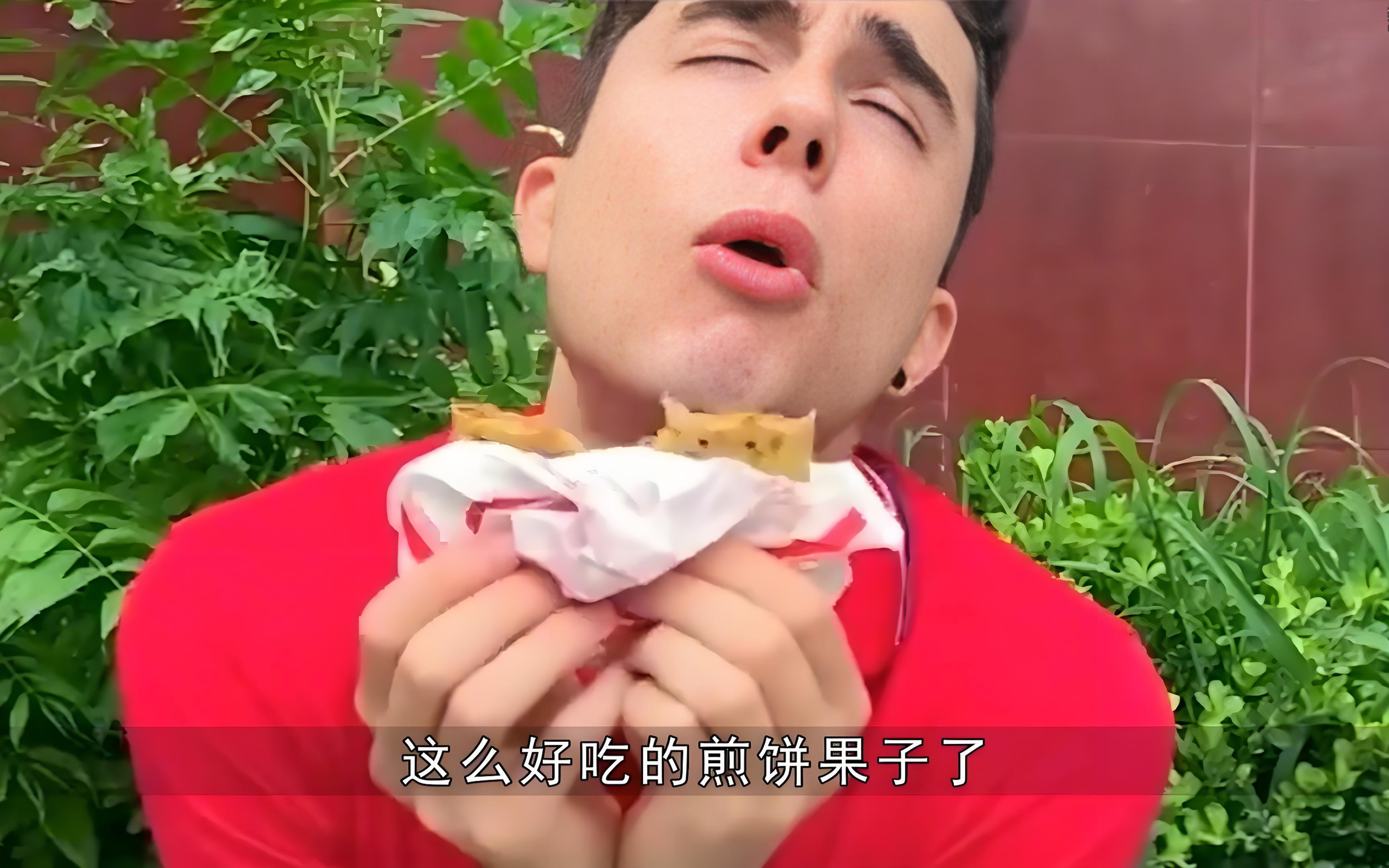 小新助手出评软件：外国游客在华体验热潮，使馆呼吁延长免签政策应对‘旅游戒断反应’