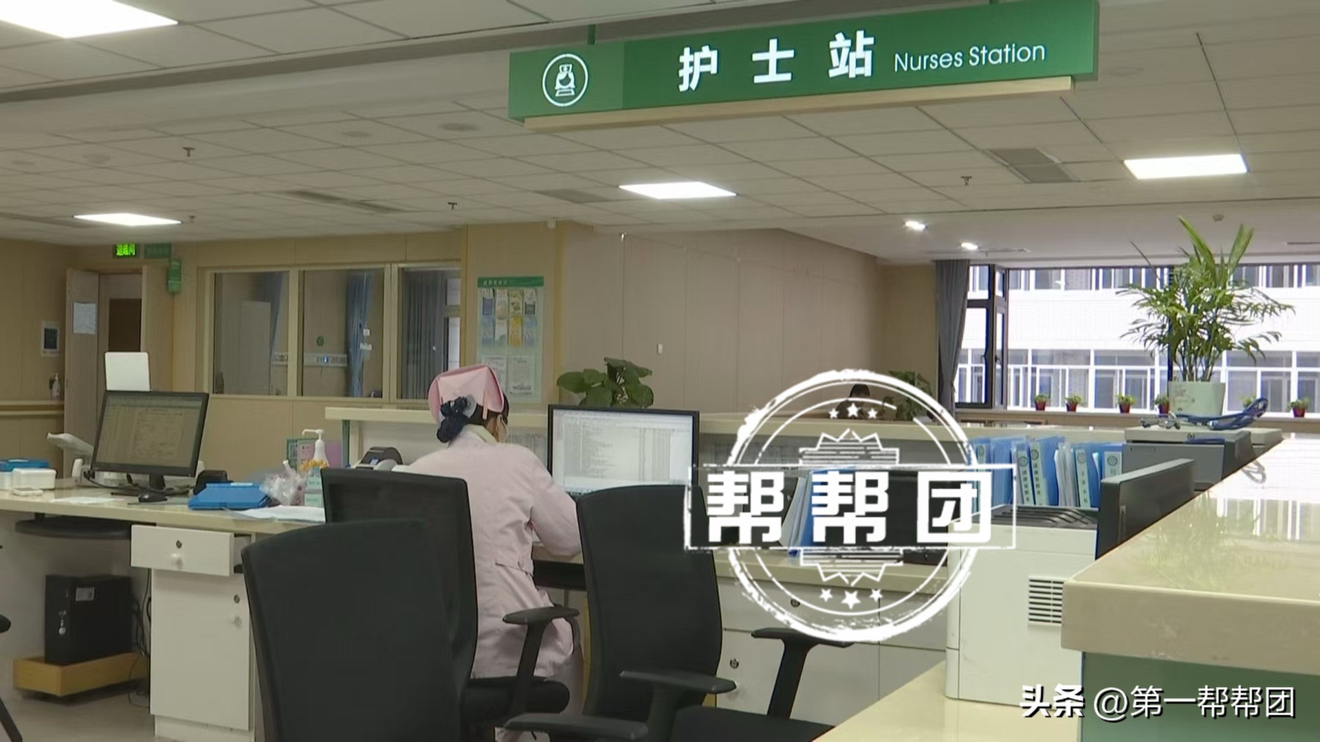 易单助手下载官网：新冠病毒再次活跃，医生教你缓解咽痛的有效方法与注意事项