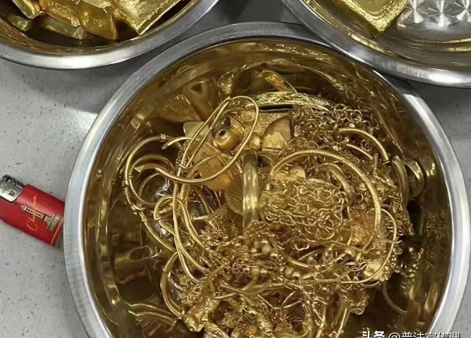 DD助手：男子杭州急售6000克黄金，五天后价格暴涨十几万！
