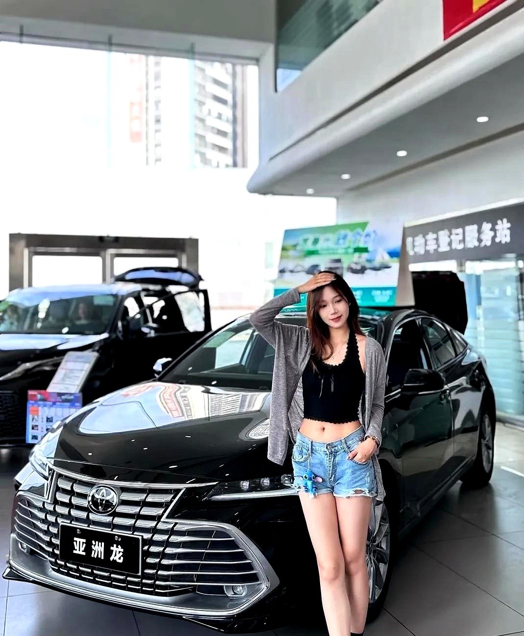 拼多多出评神器拼多多：买电动车还是燃油车？看你的用车需求和充电条件！