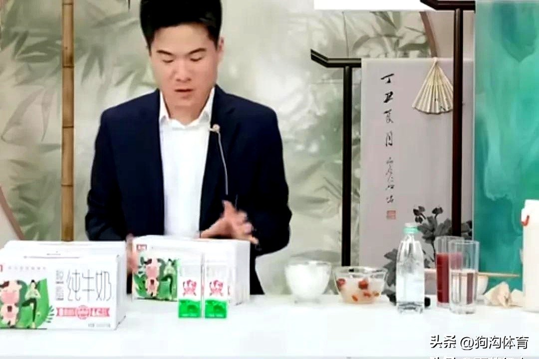 增强助手：董宇辉逆袭成资本霸主，直播行业的草根传奇与商业反转！