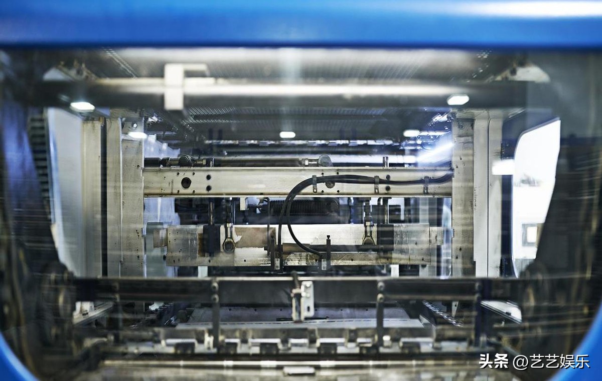 小G助手软件下载：ASML CEO称中国半导体落后10至15年，技术差距引发热议与反思