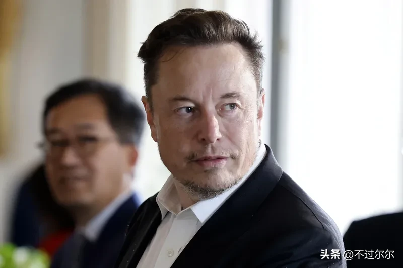 小评评助手卡密：马斯克警告，AI训练数据枯竭，合成数据的未来与挑战解析