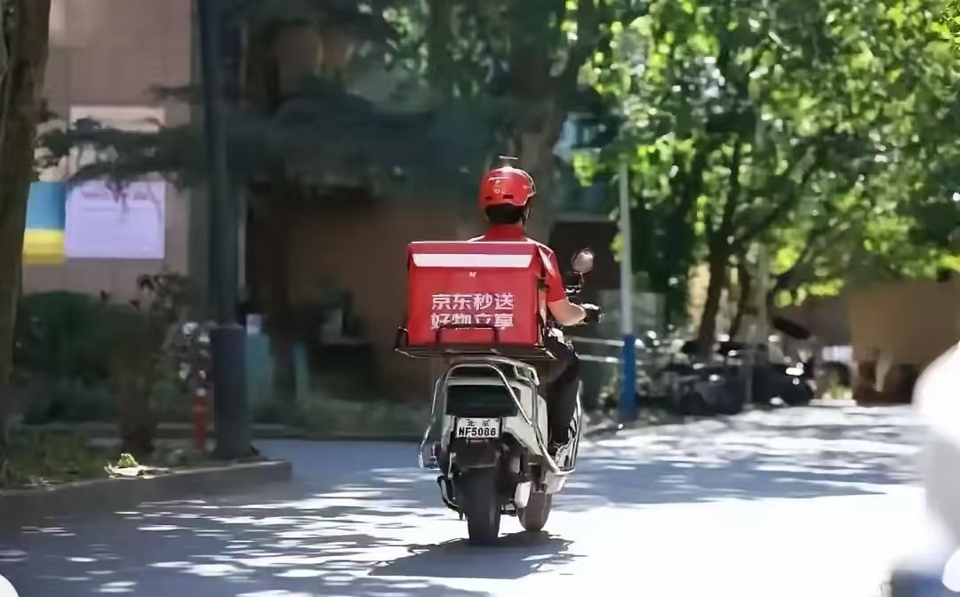 小G助手拼多多：外卖迟到是否该投诉？京东新手商家值得理解与支持