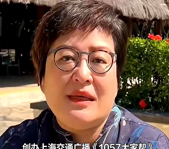 多多开团助手：从广播到短视频，白瑞如何保持“真”的主持风格与粉丝粘性