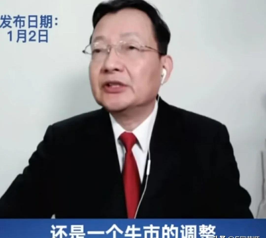 权重大师邀请码：理解李大霄的投资智慧，从“年轻无知”到尊重经验的重要性