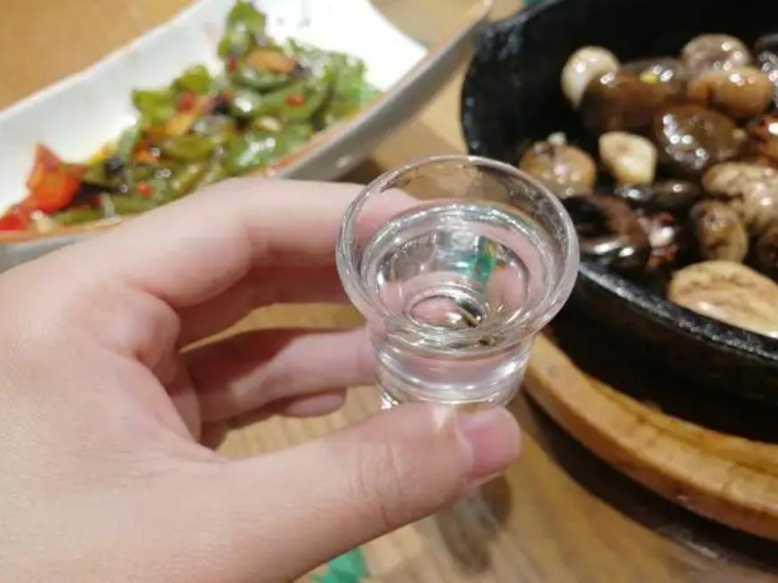 DD助手最新版本：四川老酒全兴大曲的衰落与市场营销的重要性探讨