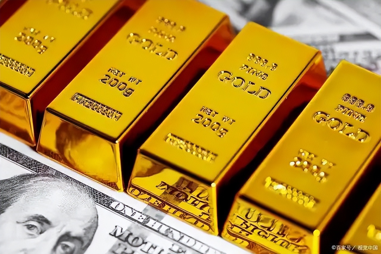 评分助手：2025年1月2日黄金价格大跌，各大金店最新报价分析及投资建议