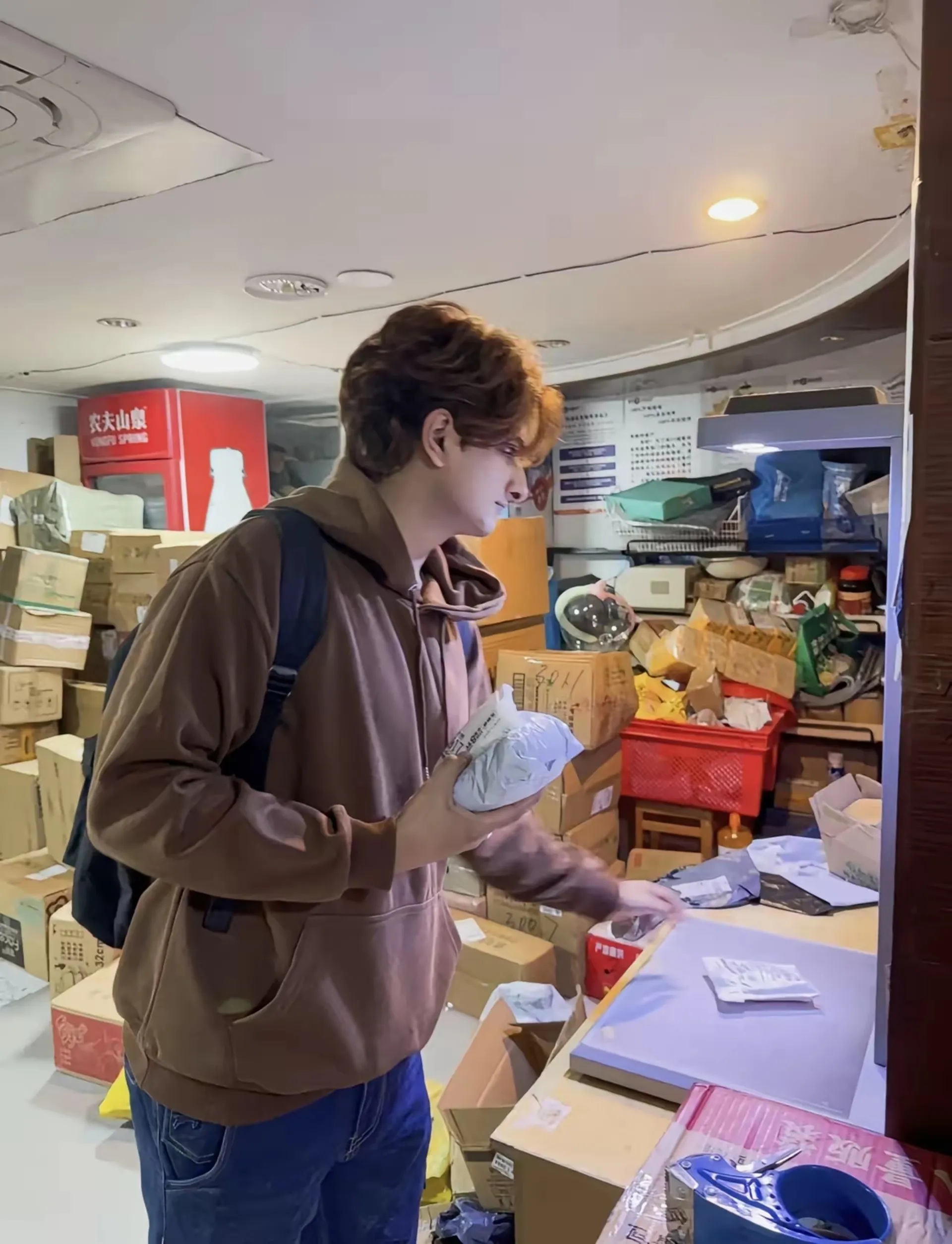 小Q助手软件官网：外国人吐槽中国制造，品质与成本的矛盾真相解析