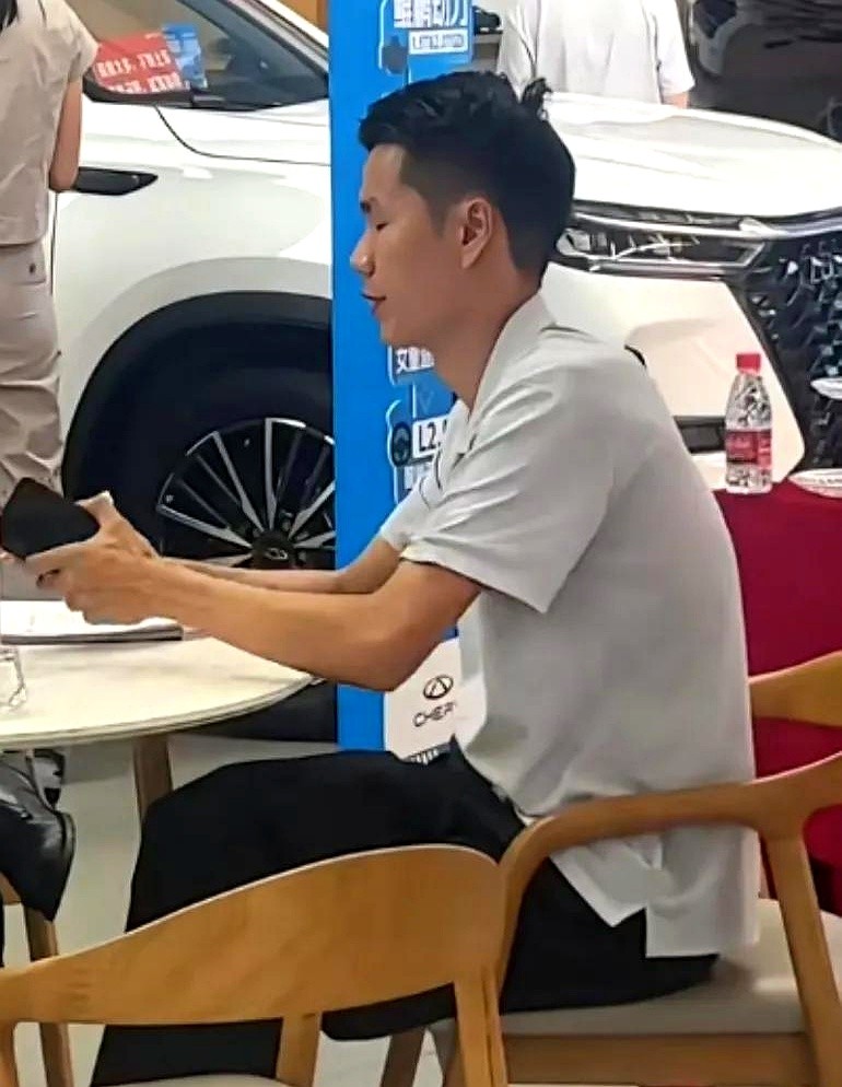 超评助手官网：全款购车为何被4S店拒绝卖保险？网友揭示背后真相与省钱攻略