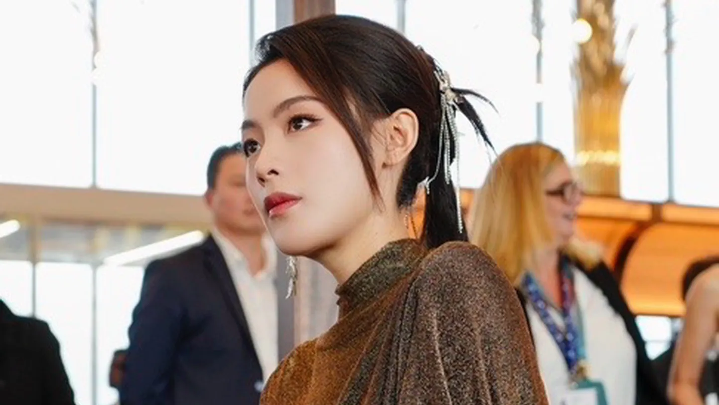 多多精灵：周深陈丽君联合国教科文献唱，展现中华文化与国际交流的魅力