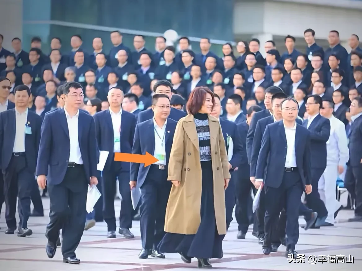 易单助手使用方法：董明珠与“水军”争论，格力空调的品牌形象与消费者信心
