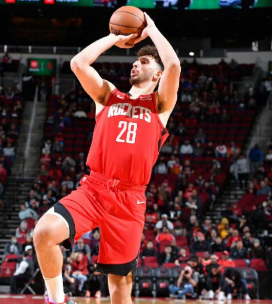 要火助手教程：NBA球星参与与缺席的欧洲篮球锦标赛分析及其影响