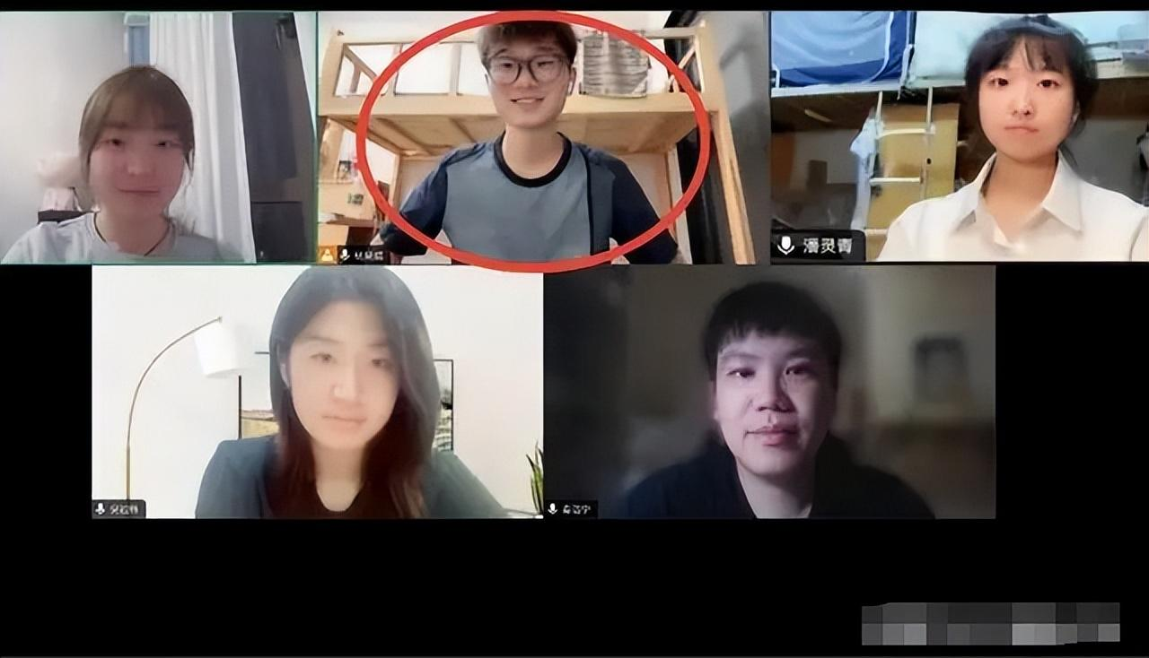 易出评教程：00后法学生状告腾讯，挑战微信提现手续费过高，引发社会广泛关注