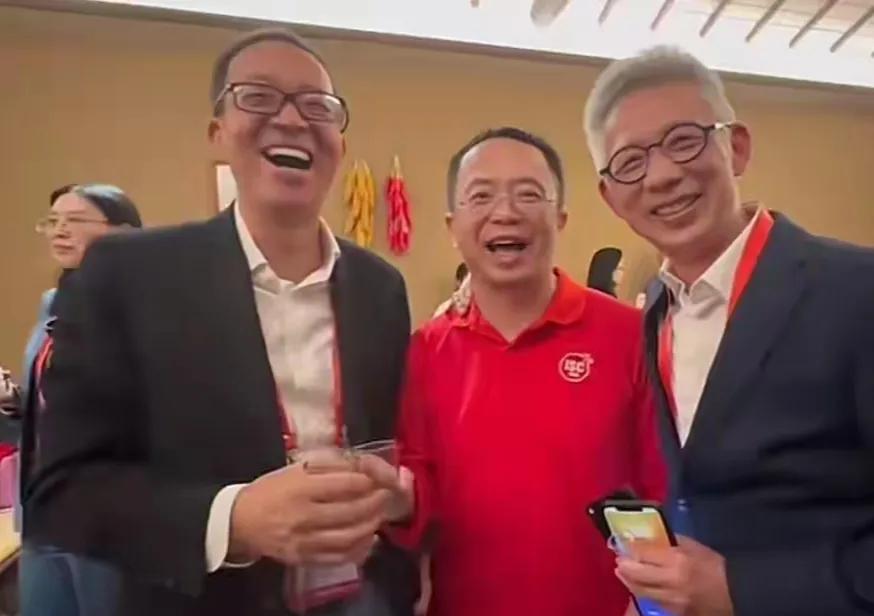 拼多多改销量：职场权力与人性斗争，俞敏洪、周鸿祎和董宇辉的深刻对话