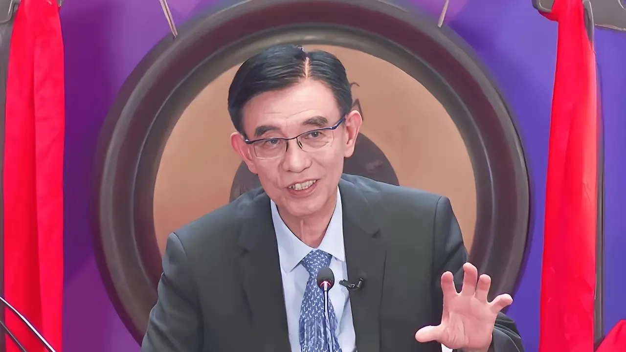 拼多多动销出评：中微半导体创新发展，尹志尧教授引领中国芯片精度革命