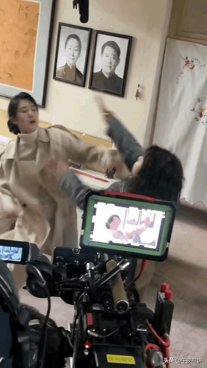 多单助手：《六姐妹》拍摄现场辣目洋子与刘小玲互撕，李佳琦笑到颤抖引发热议！