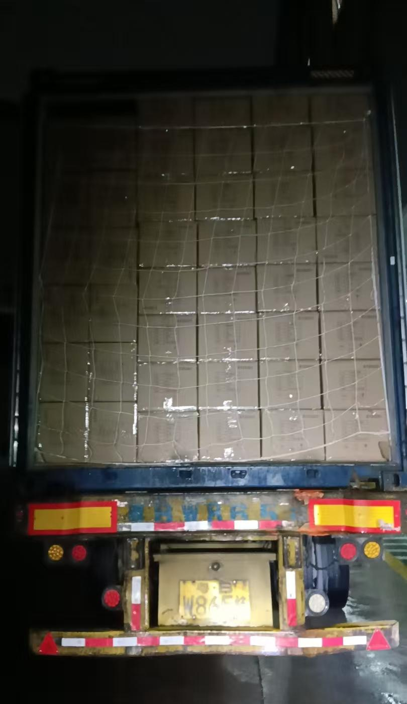 易出评补单软件：功能至上，美国家具新趋势，沙发变形和智能设计引领Z世代消费潮流