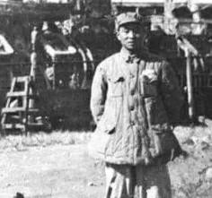 权重大师软件官网：章尘，1949年误导千敌的侦察英雄，智勇双全的传奇故事