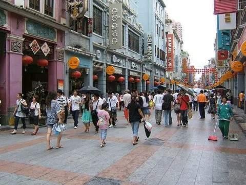 多多留评工具：实体店与网购，消费者如何在购物中保护自己？