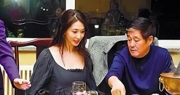 快火助手软件官网：互联网大佬与东北地头蛇的意外饭局，价值百万的交情深浅揭秘