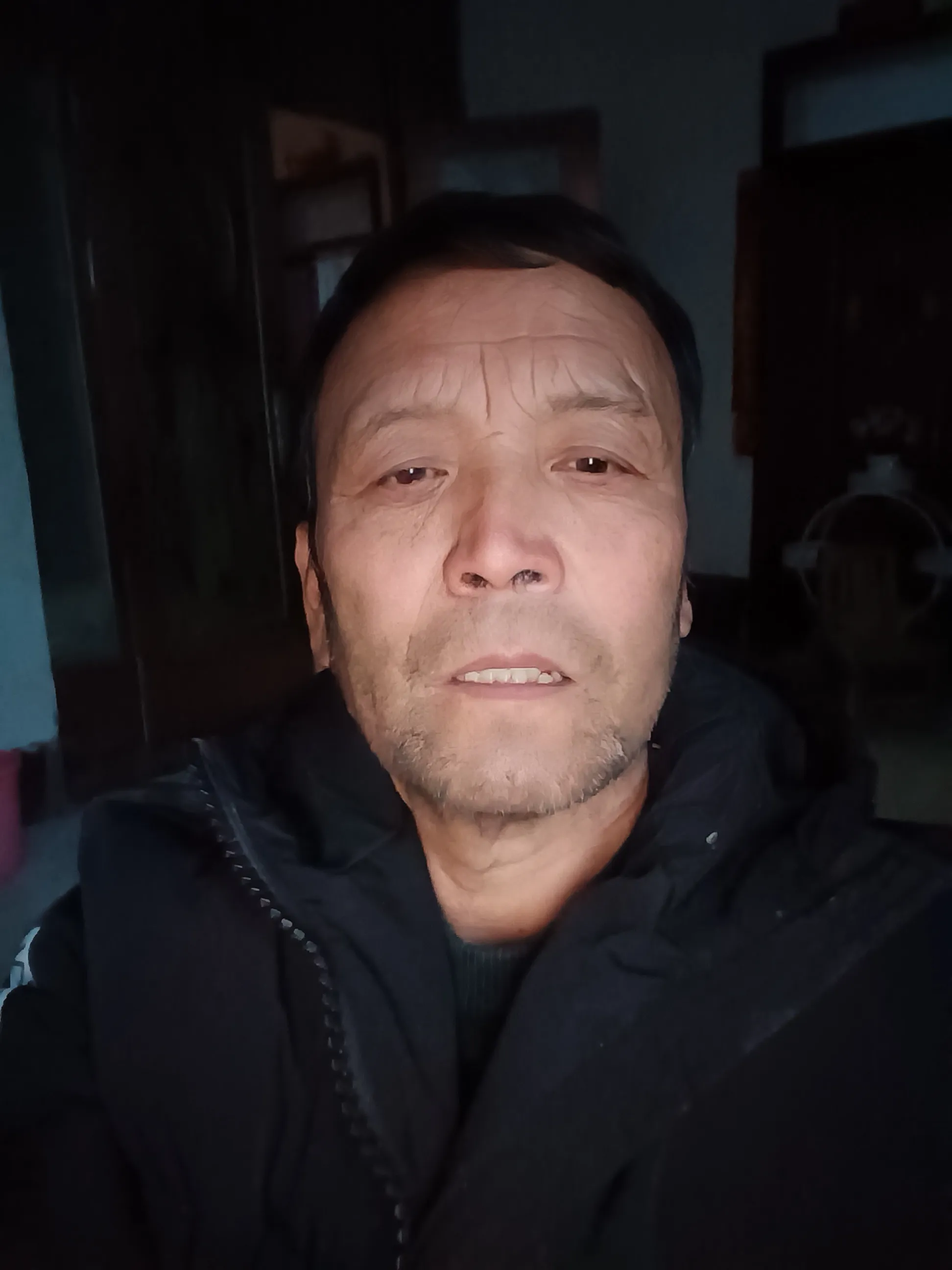 小G助手软件官网：开店选址攻略，避免客流损失的关键要素与技巧