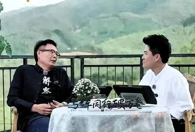 神龙助手：文学要读者而非粉丝，阿来点评流量与真实阅读的差异