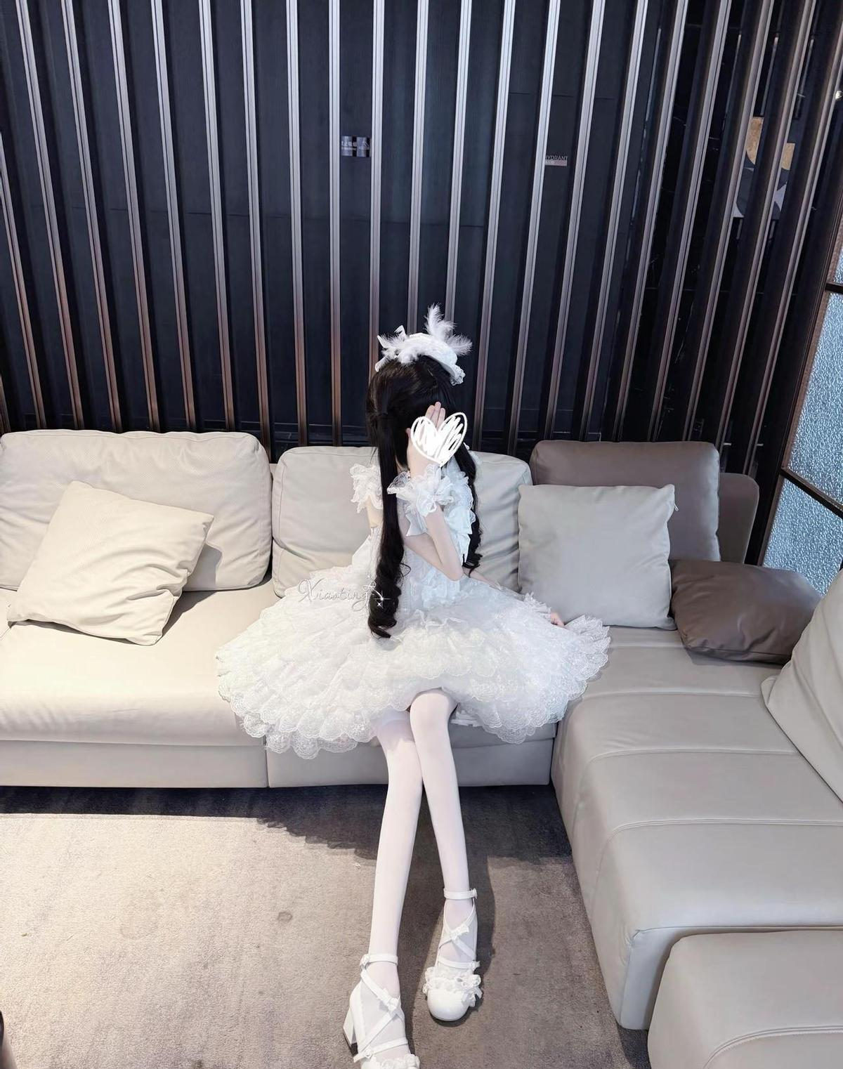 小M助手：穿裙子的背后，如何用时尚证明自己的价值与自信