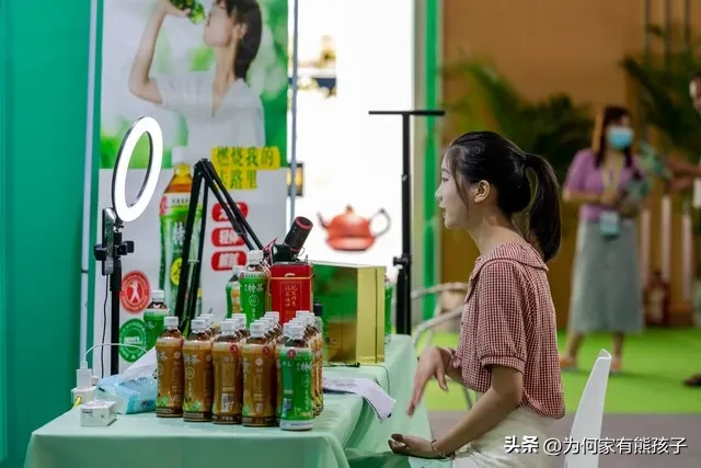 优选助手补单软件：人类学视角下的便利店，揭示日常生活中的认知与文化密码