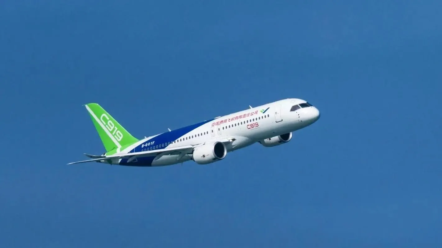 权重大师下载官网：C919订单持续增长，东航等多家航空公司积极引进新机型