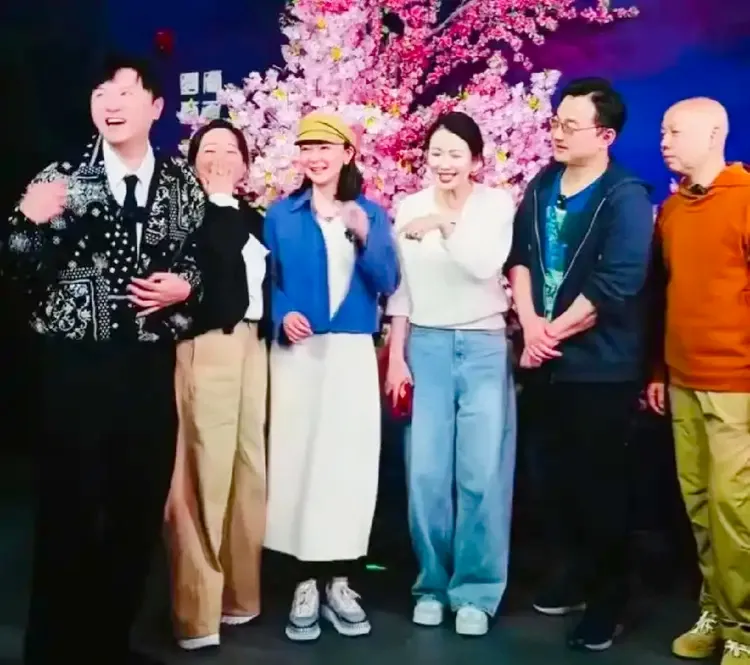 权重大师使用方法：朱桢为何选择在上海莘庄开店？沙龙会所的经营策略与人脉运用分析
