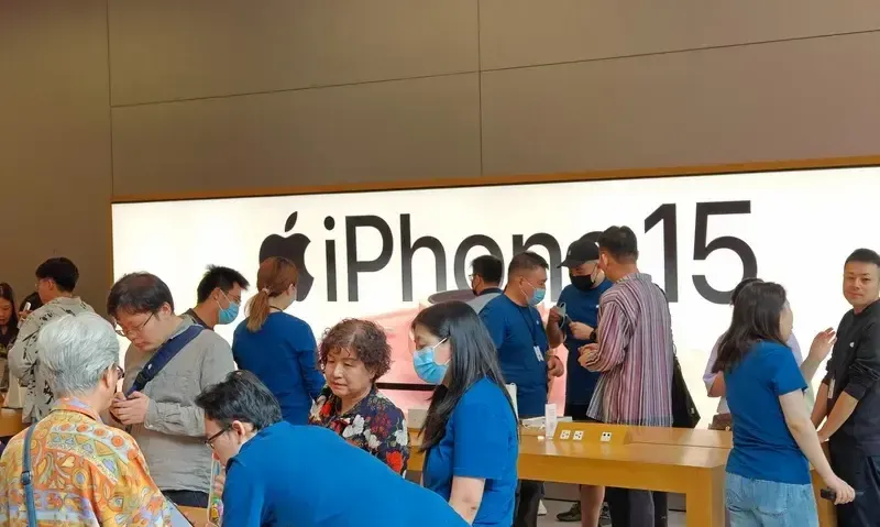 小G助手下载安装：香港人为何涌向深圳消费？5大原因揭示北上购物热潮真相