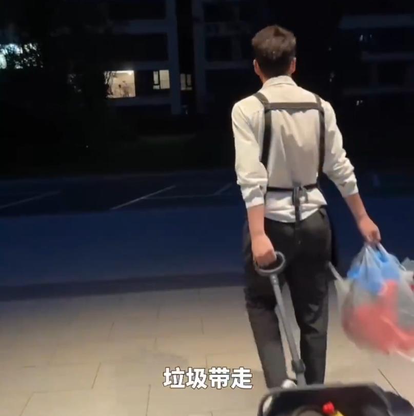 Q助手：90后夫妻放弃朝九晚五，靠上门做饭创业月入六七千的故事