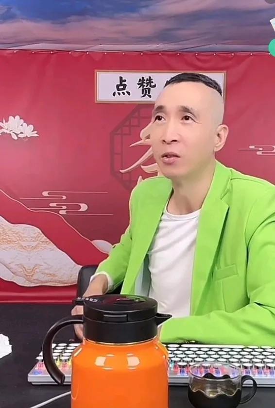 榜单助手：直播带货与传统相声，新老艺术家的生存之道探讨