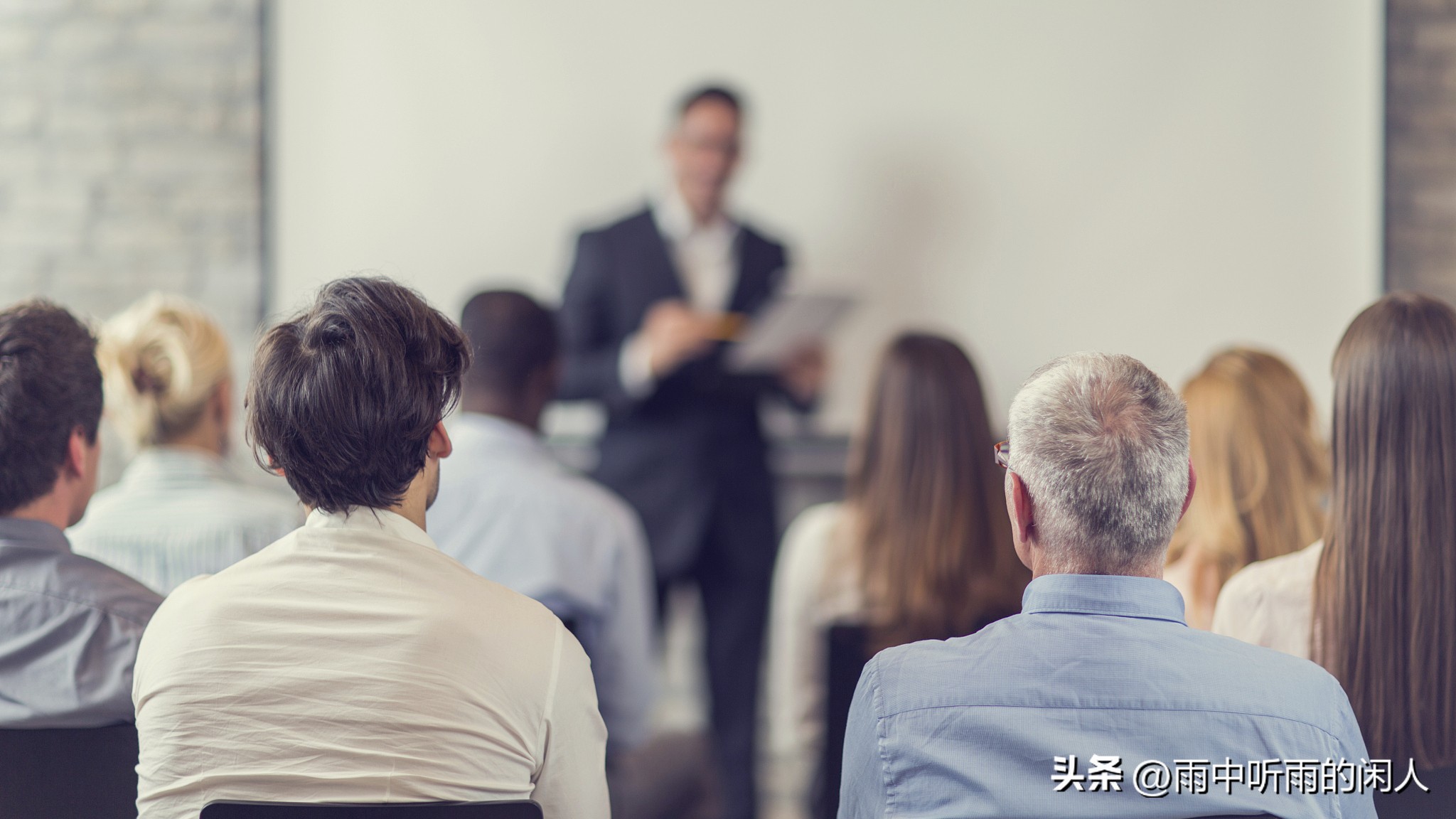 易商助手：陪诊师，新兴副业月入两万，帮助他人温暖生活