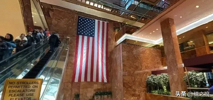 权重大师软件官网：特朗普大厦内幕，一边抵制中国货，一边却暗中销售！