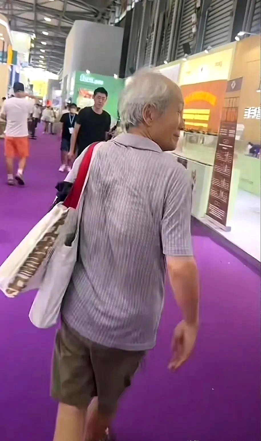 无名助手：董宇辉的直播魅力，如何赢得丈母娘们的心与钱包