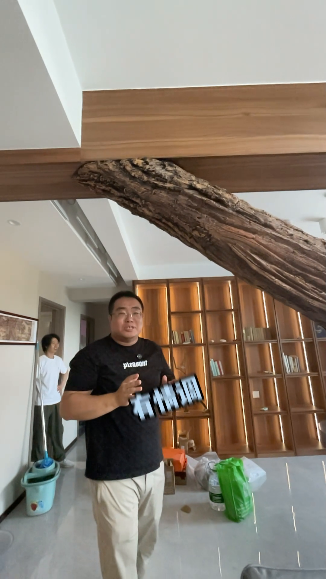 小P助手：单身小伙全屋实木家具设计与生活方式分享