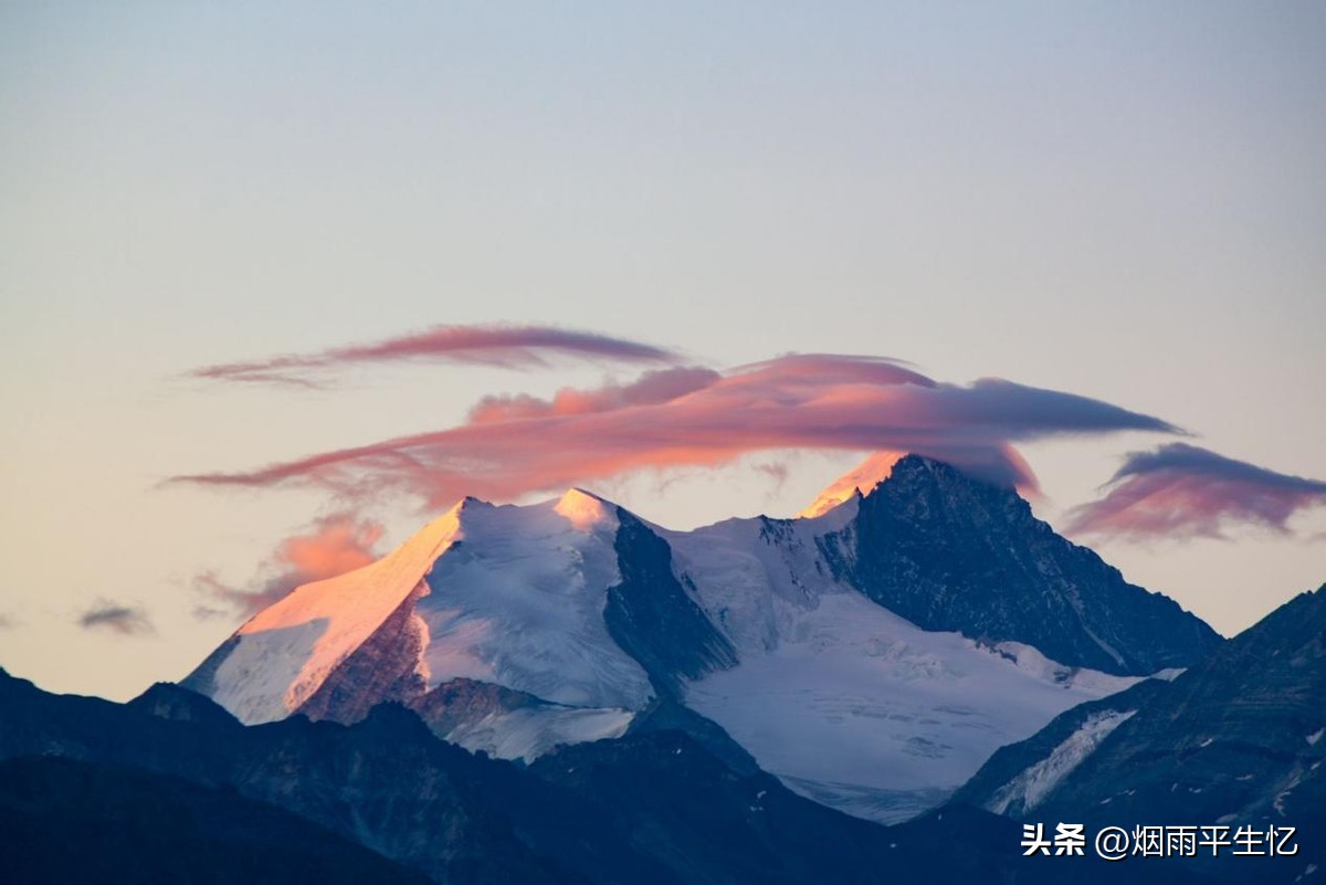 快火助手下载：如何监管互联网模型，防止其成为“造谣机器”的重要性与挑战