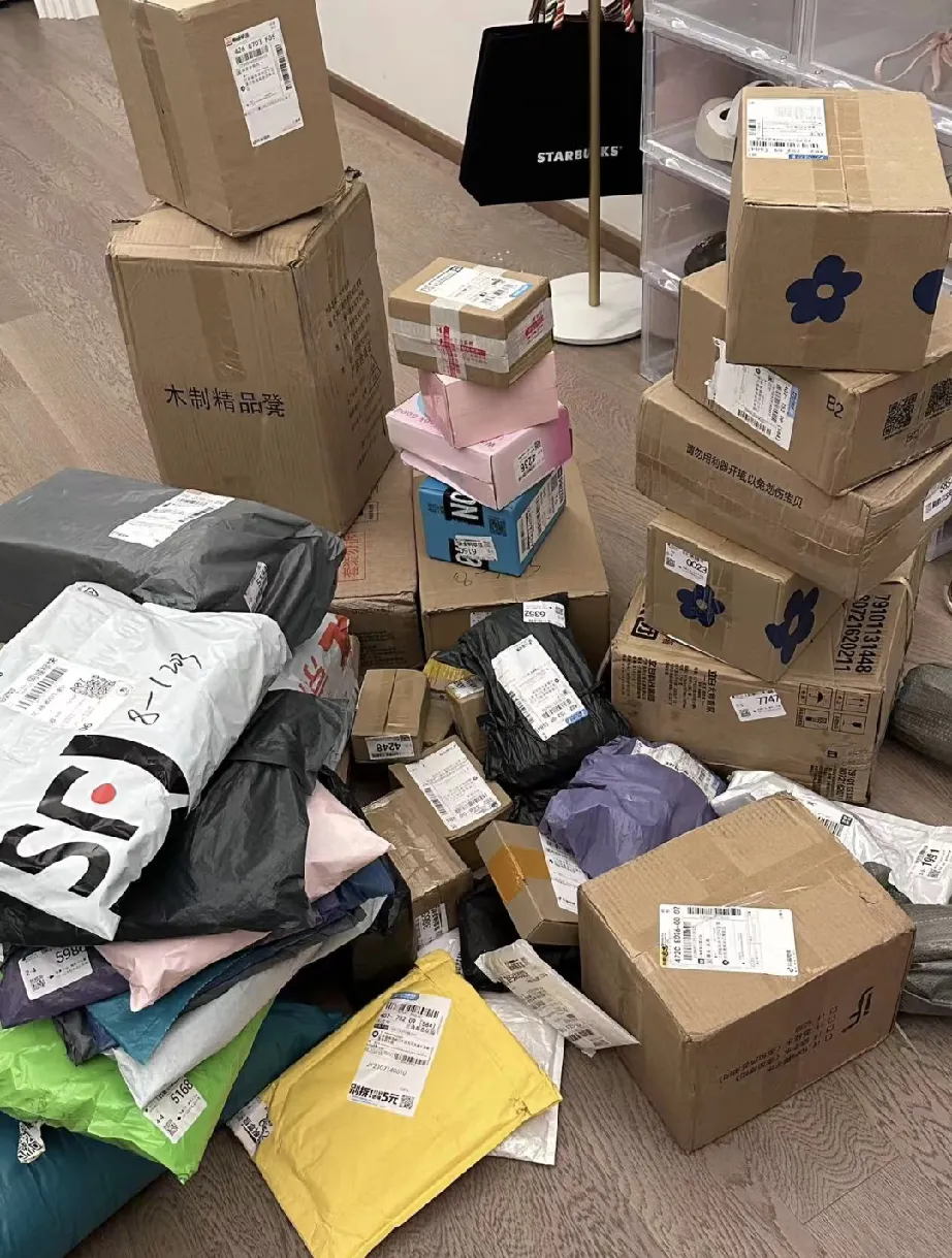 星评助手：网购遭遇坑爹体验，退款政策让消费者重回实体店？