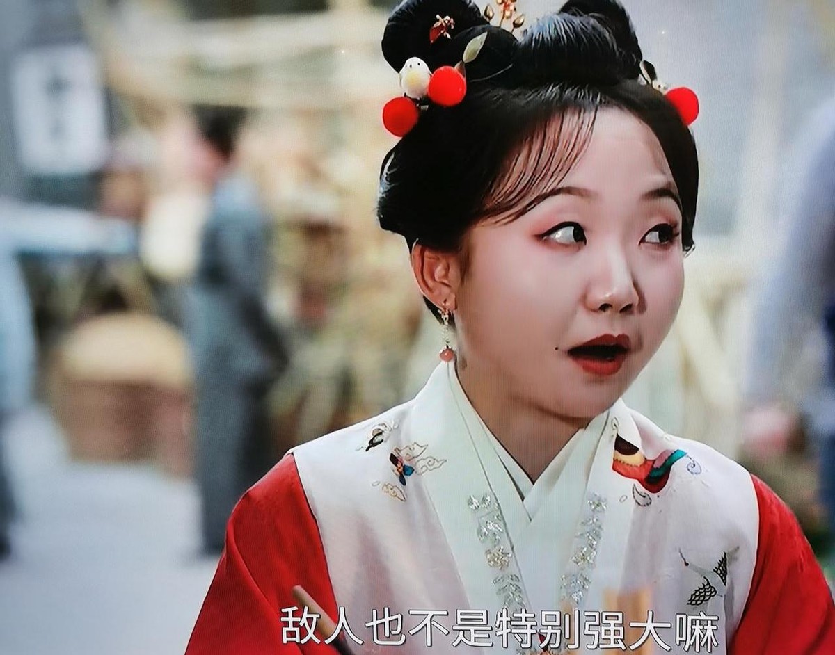 优选助手：李佳琦在《喜事成双》中的真实演技，带给角色新生命的独特魅力