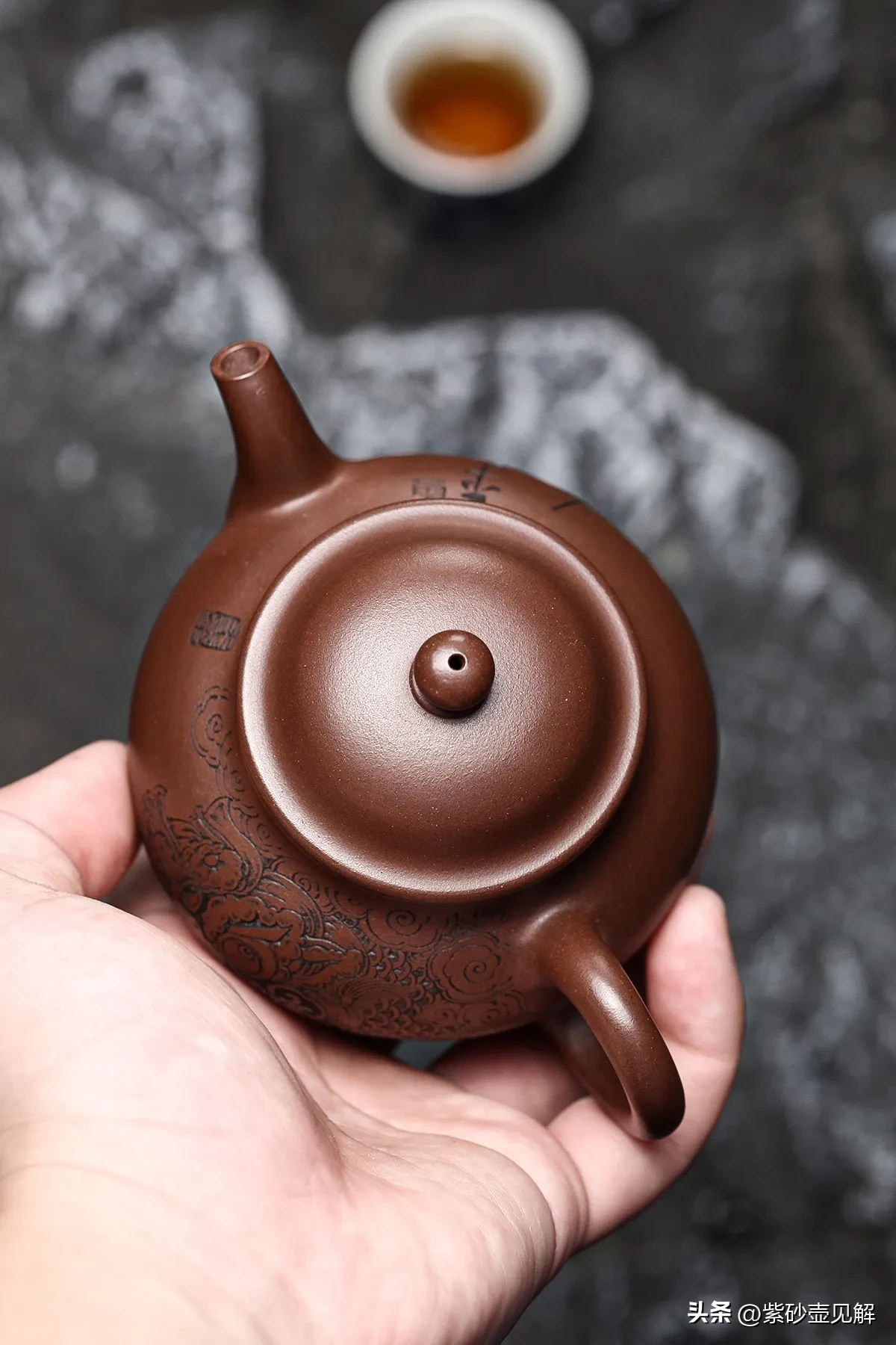 小G助手：壶艺人，名与技的背离与紫砂产业的权力寻租现象