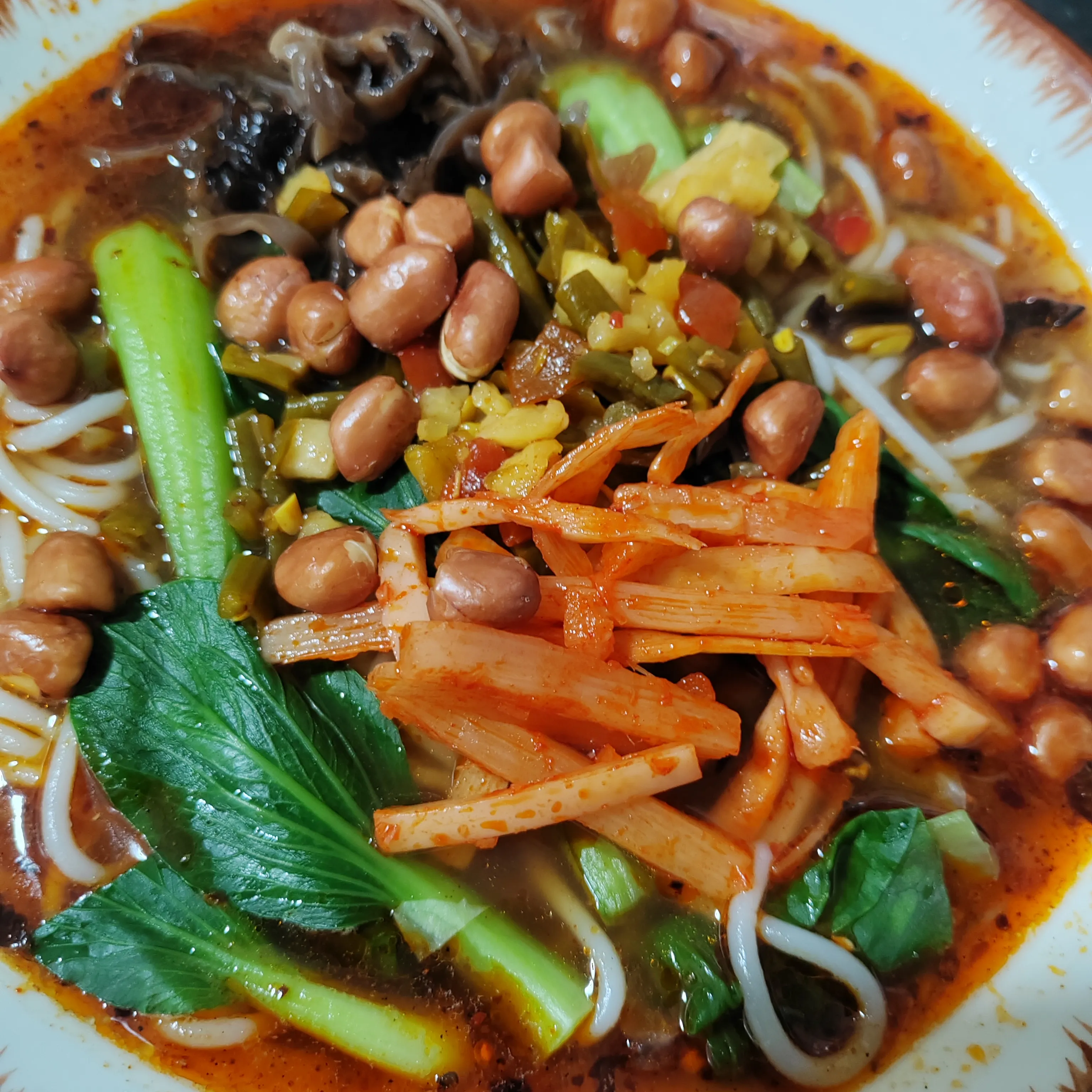 TOP助手：餐饮行业生意难做，团购的利与弊探讨