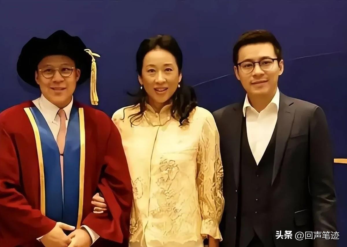 小评评助手：朱玲玲，从港姐双料冠军到豪门媳妇，她的优雅与勇敢人生之路