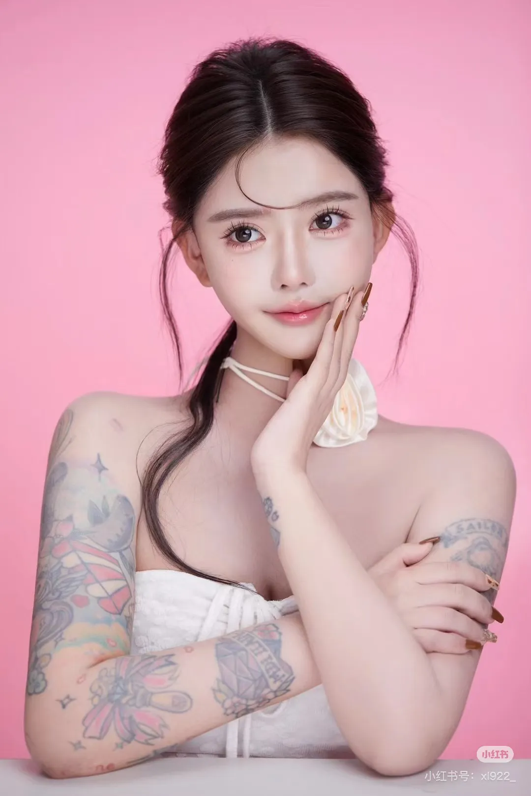 小评助手：韩安冉，网络红人的成功与争议，社交媒体时代的个人品牌之路