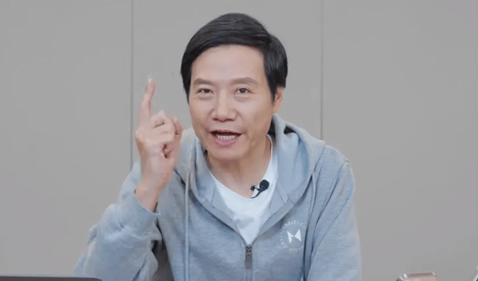 超单助手下载官网：雷军千万年薪挖95后AI天才，助力小米科技创新新篇章