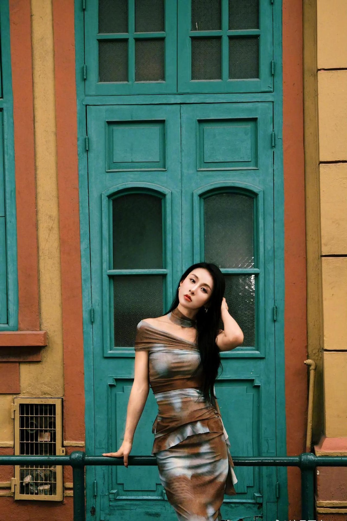 新快火助手：王思聪“手撕”的女星复出之路，美貌与感情的双重标签