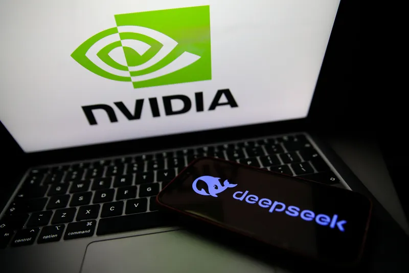 易评助手下载官网：00后创业者借DeepSeek实现3.3亿销售，AI营销新时代的崛起与挑战
